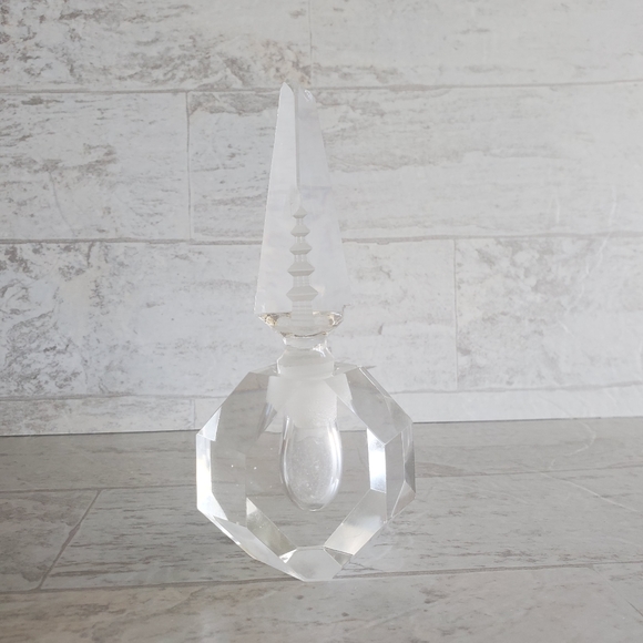 Cut Glass Perfume Bottle - Picture 4 of 10